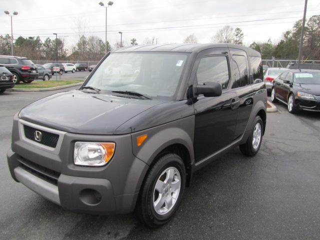 Honda Element 2004 photo 2