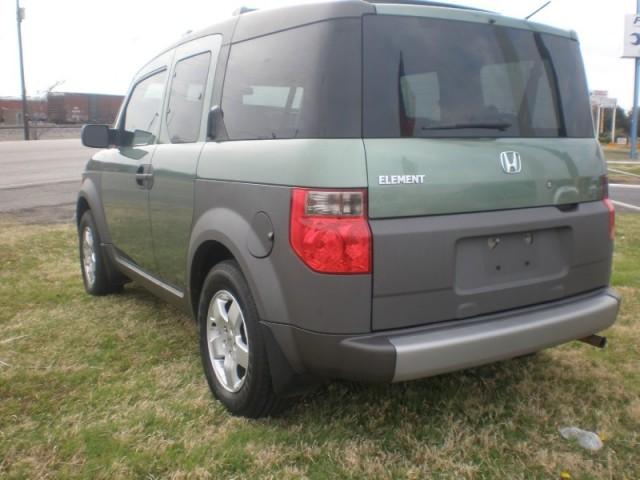 Honda Element 2004 photo 5