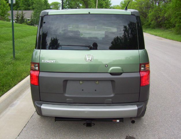 Honda Element 2004 photo 12