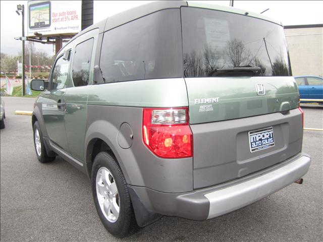 Honda Element 2004 photo 3