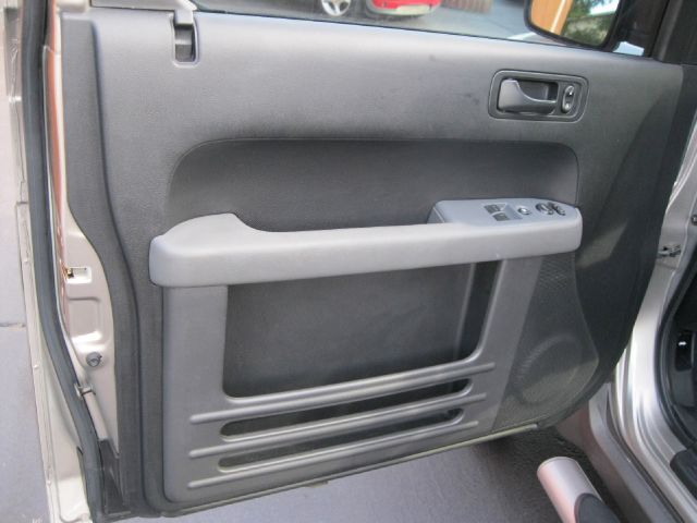 Honda Element 2004 photo 12