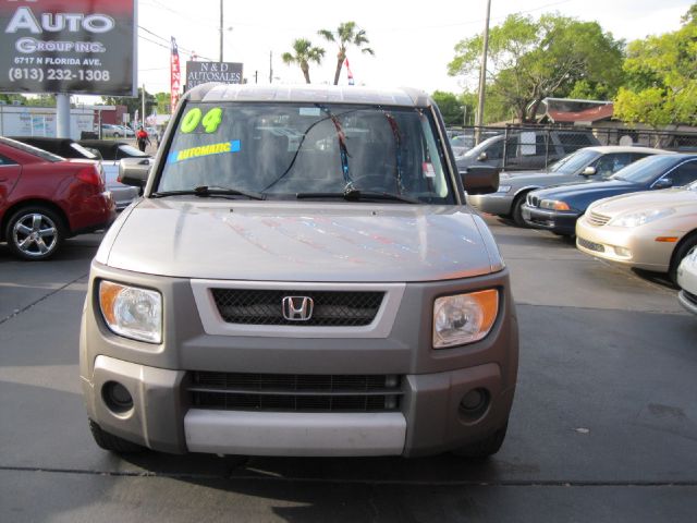 Honda Element 2004 photo 2