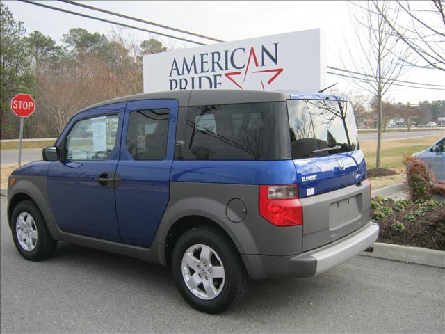 Honda Element 2004 photo 2