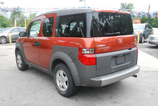 Honda Element 2004 photo 4