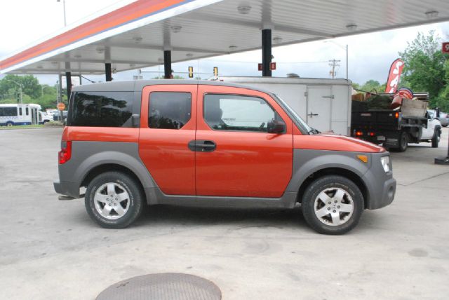 Honda Element 2004 photo 6