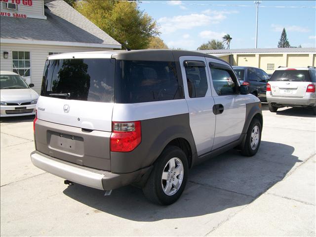 Honda Element 2004 photo 3