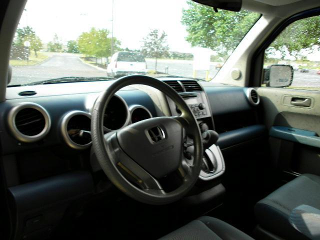 Honda Element 2004 photo 3