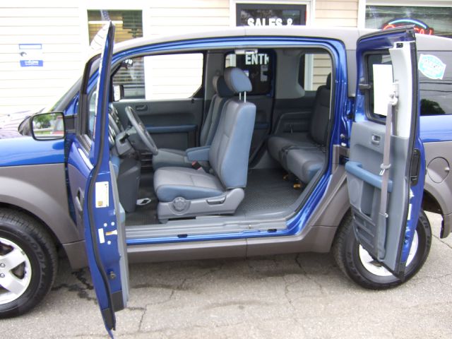 Honda Element 2004 photo 4