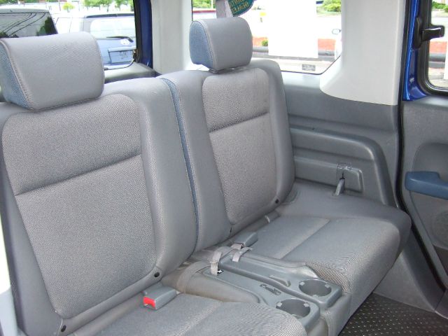 Honda Element 2004 photo 6