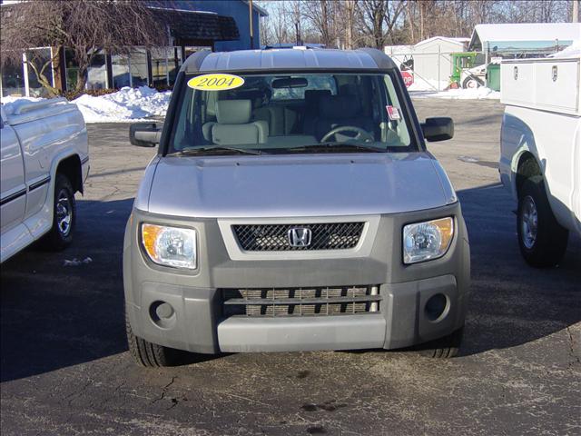 Honda Element 2004 photo 2