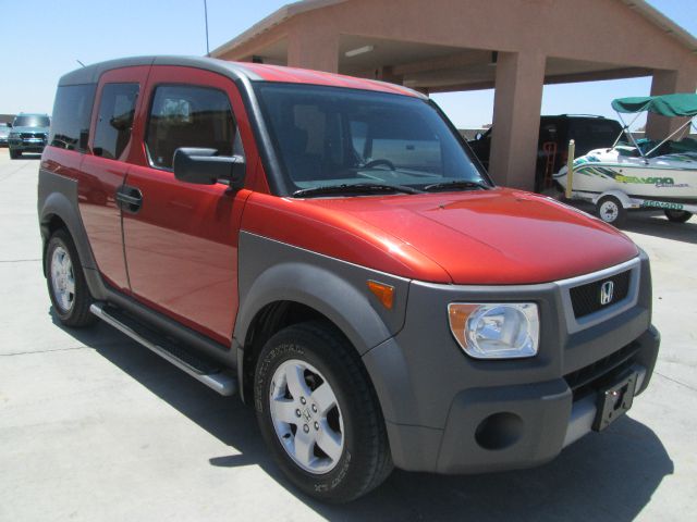 Honda Element 2004 photo 1