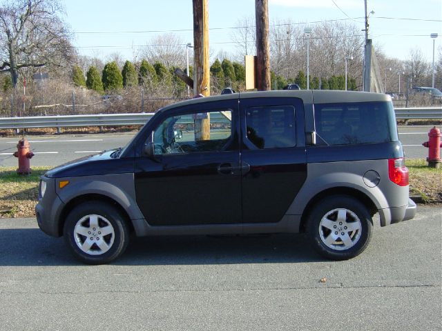 Honda Element 2004 photo 1