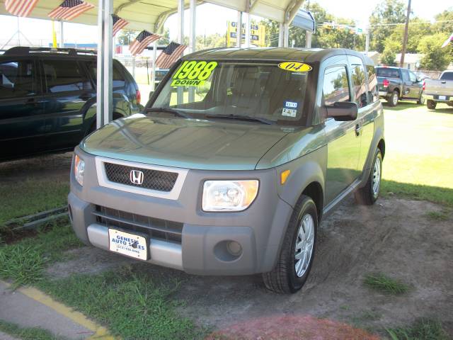 Honda Element 2004 photo 2