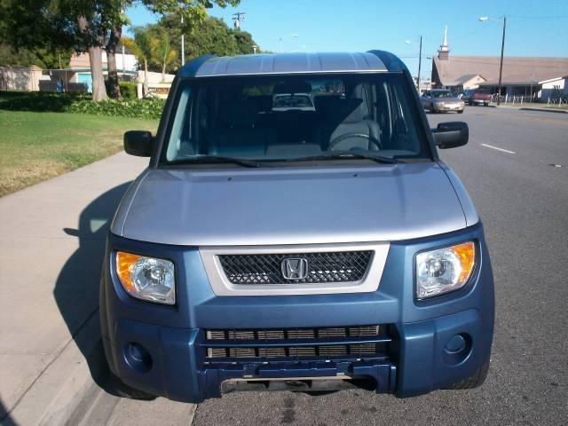 Honda Element 2005 photo 2