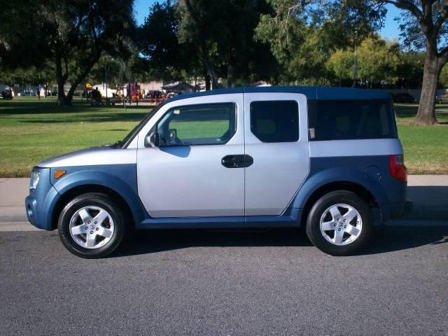 Honda Element 2005 photo 3