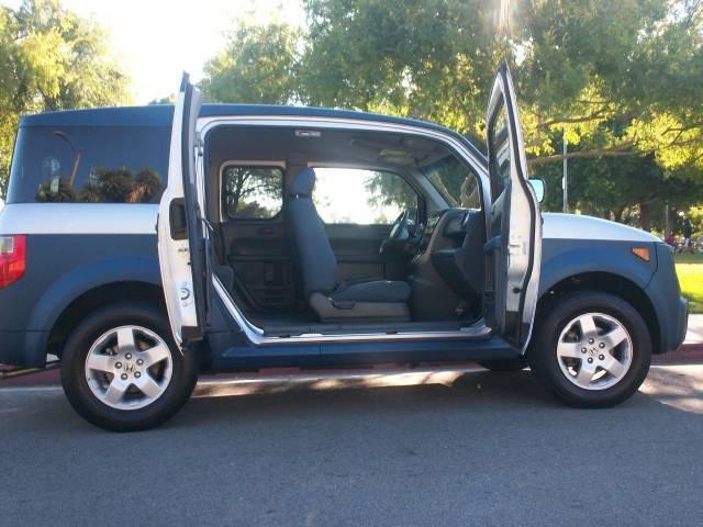 Honda Element 2005 photo 4