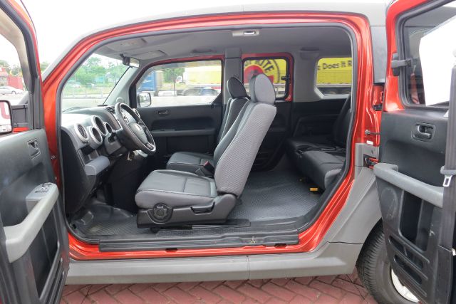 Honda Element 2005 photo 9