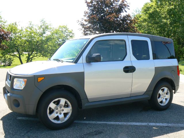 Honda Element 2005 photo 1