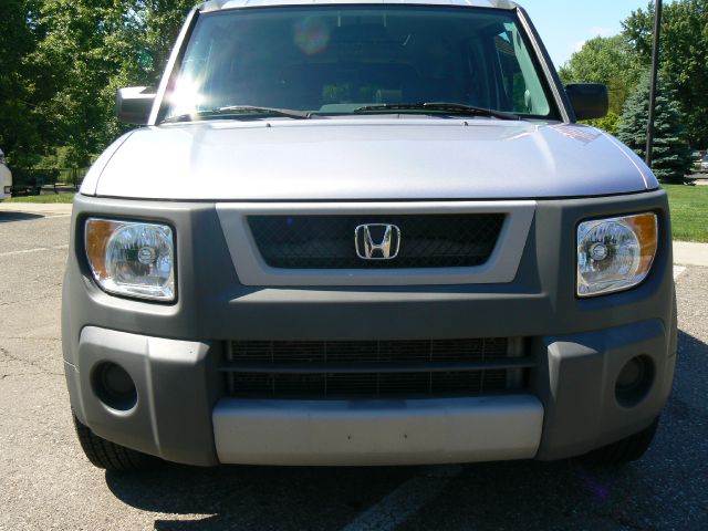 Honda Element 2005 photo 2