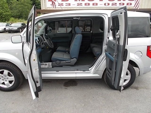 Honda Element 2005 photo 13