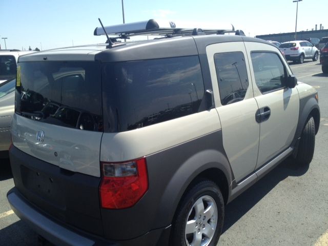 Honda Element XLT 4D SUV