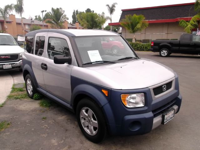 Honda Element 2005 photo 3