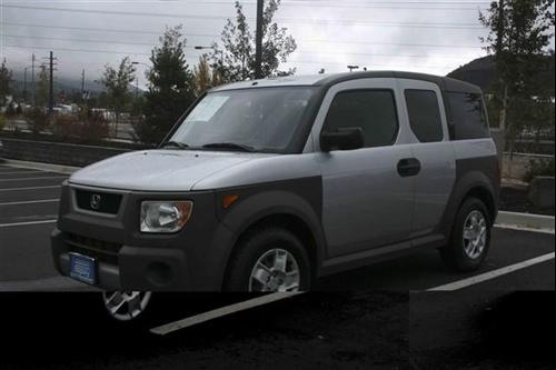 Honda Element 2005 photo 2