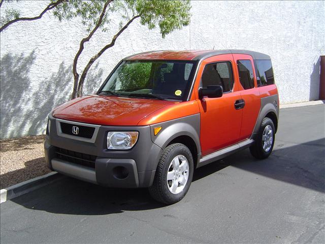 Honda Element 2005 photo 2