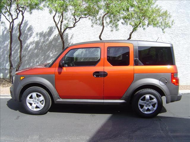 Honda Element 2005 photo 1