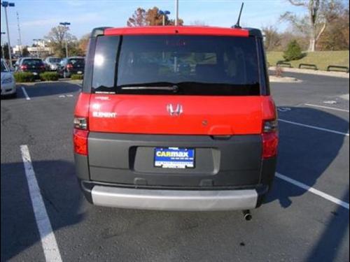 Honda Element 2005 photo 4