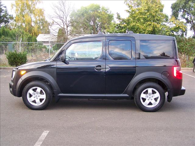 Honda Element 2005 photo 3