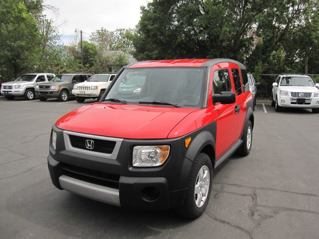 Honda Element 2005 photo 2