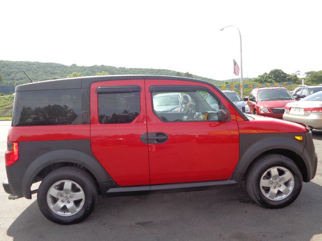 Honda Element 2005 photo 2