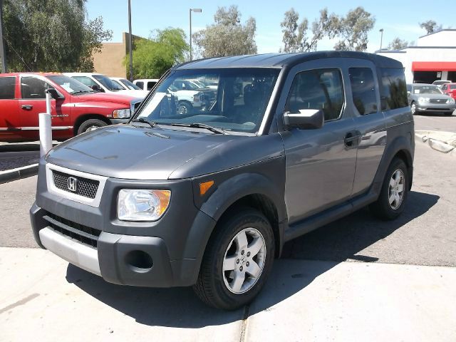 Honda Element 2005 photo 2