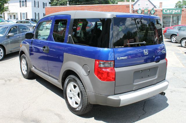 Honda Element 2005 photo 2