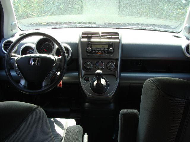 Honda Element 2006 photo 4