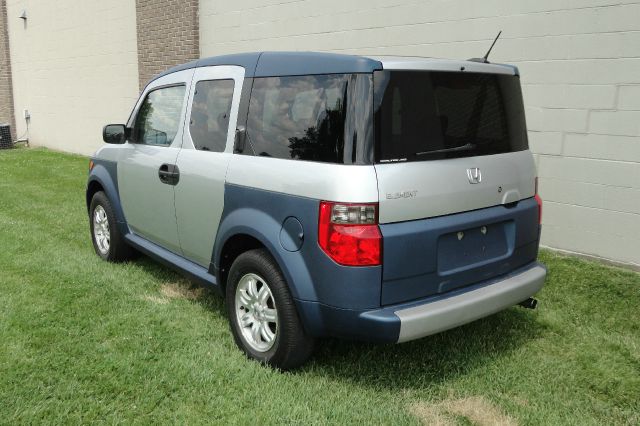 Honda Element 2006 photo 3