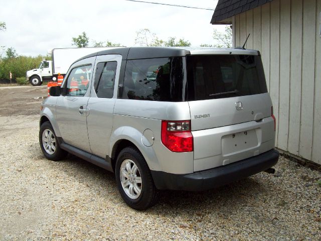 Honda Element 2006 photo 2