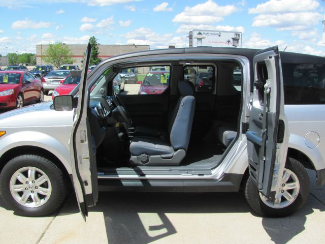 Honda Element 2006 photo 1