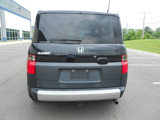 Honda Element 2006 photo 1