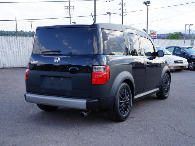 Honda Element 2006 photo 4