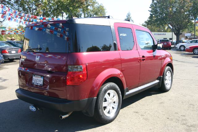 Honda Element 2006 photo 3