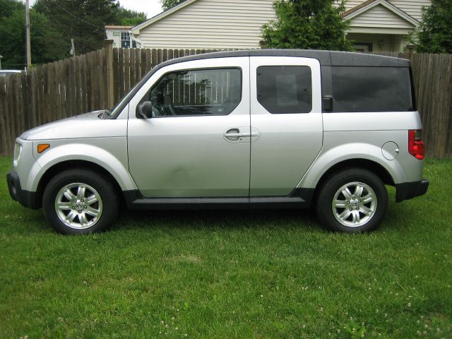 Honda Element SLT Big Horne SUV