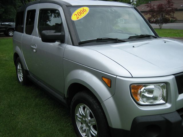 Honda Element 2006 photo 5