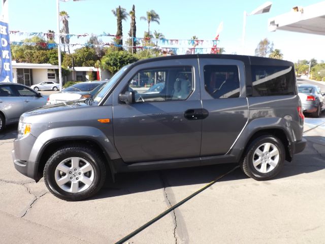 Honda Element 2010 photo 1