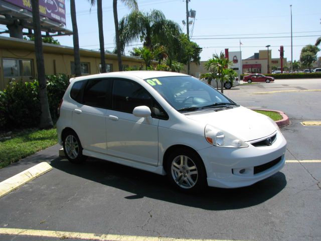 Honda Fit 9-3 4Dr Hatchback