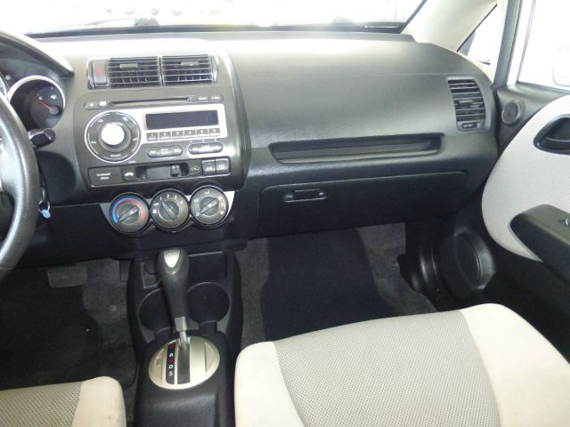 Honda Fit 2007 photo 37