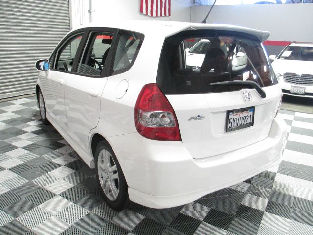 Honda Fit 2007 photo 2