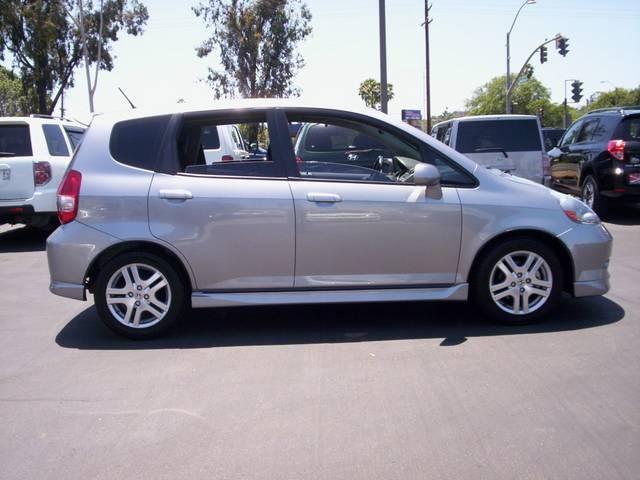 Honda Fit 2007 photo 2