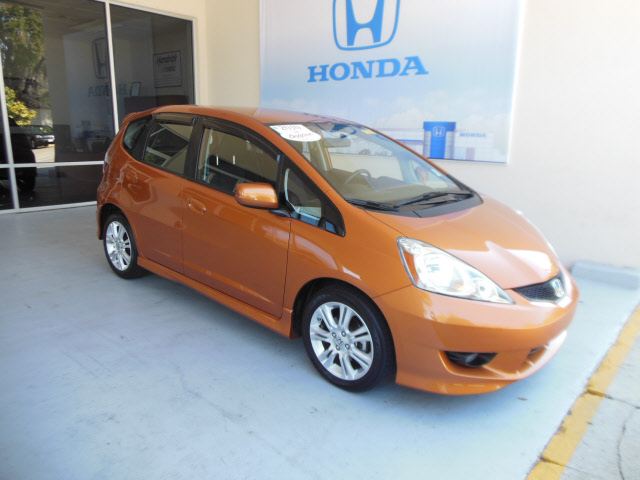 Honda Fit 2010 photo 1